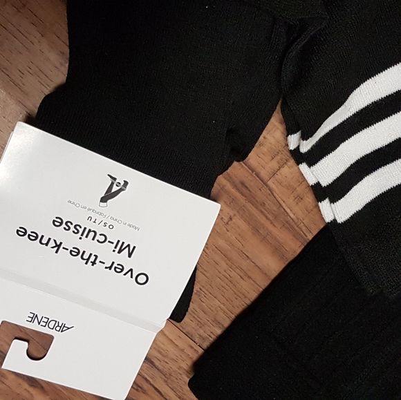 Tights/Knee High Socks - Picture 2 of 3